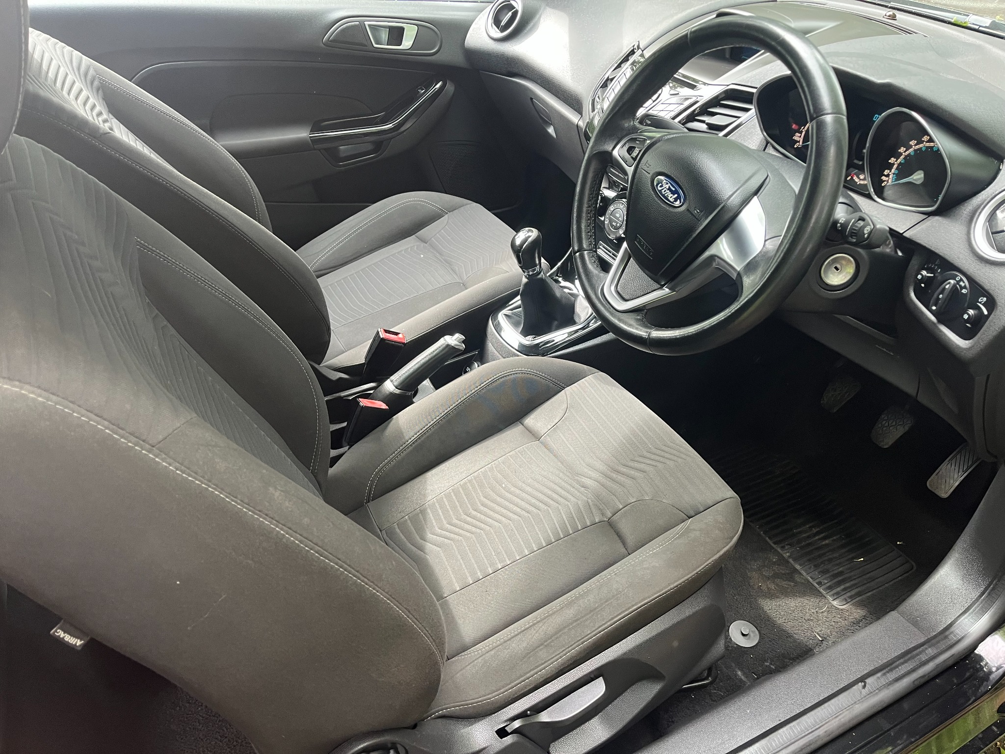 2015 Ford Fiesta 1.25 Zetec thumbnail 2