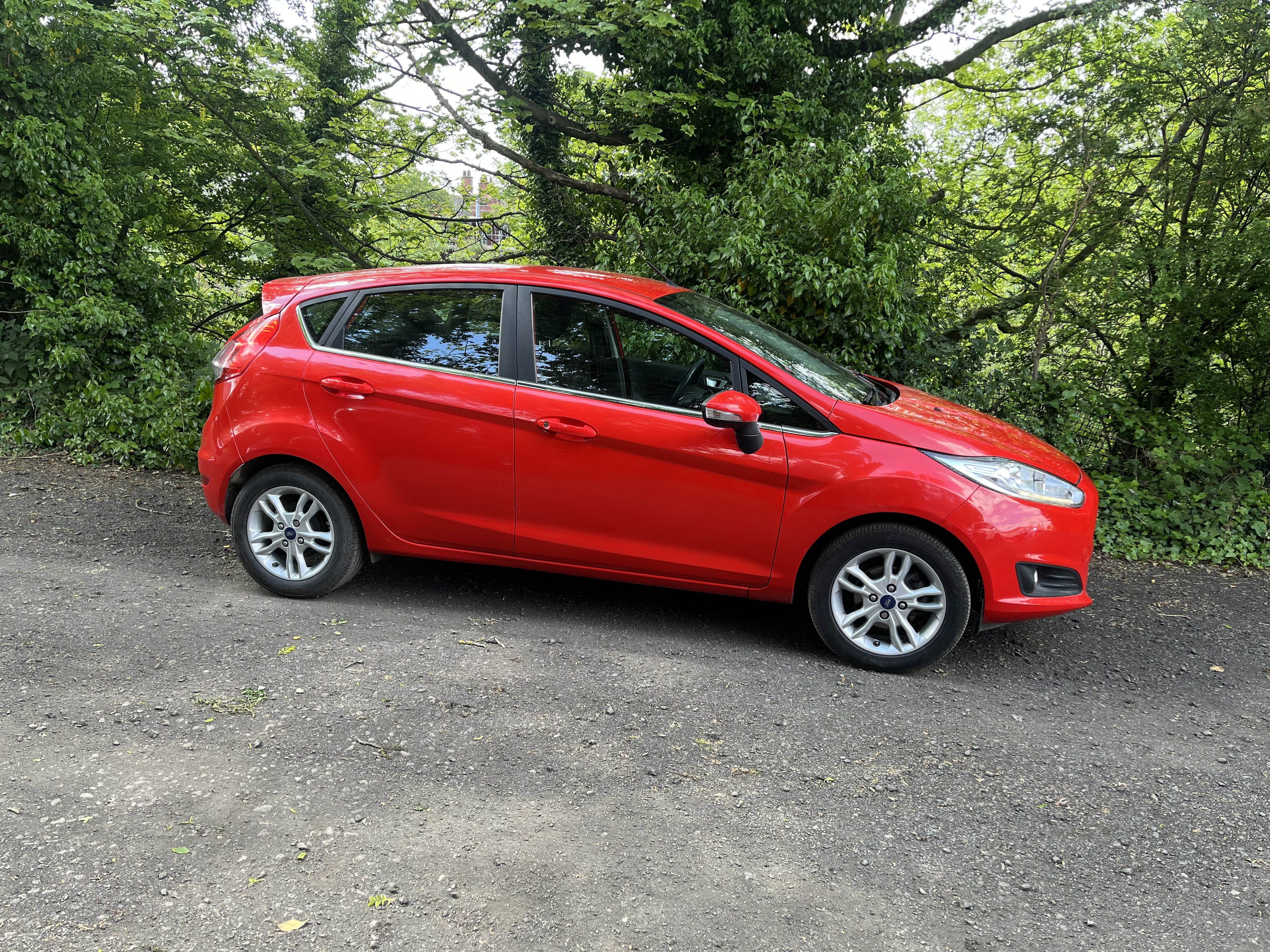 2017 Ford Fiesta Zetec thumbnail 3