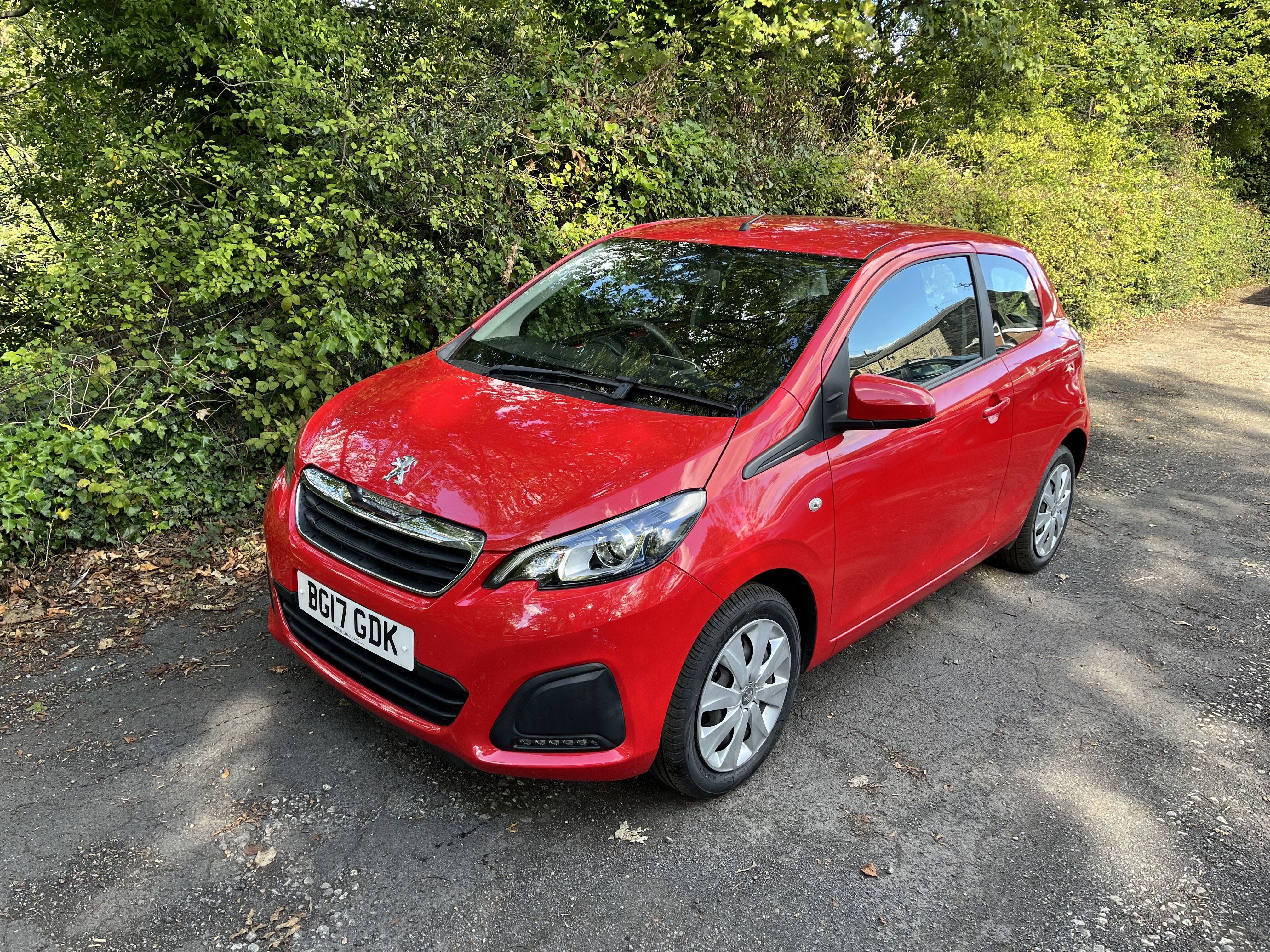 2017 Peugeot 108 Active thumbnail 3