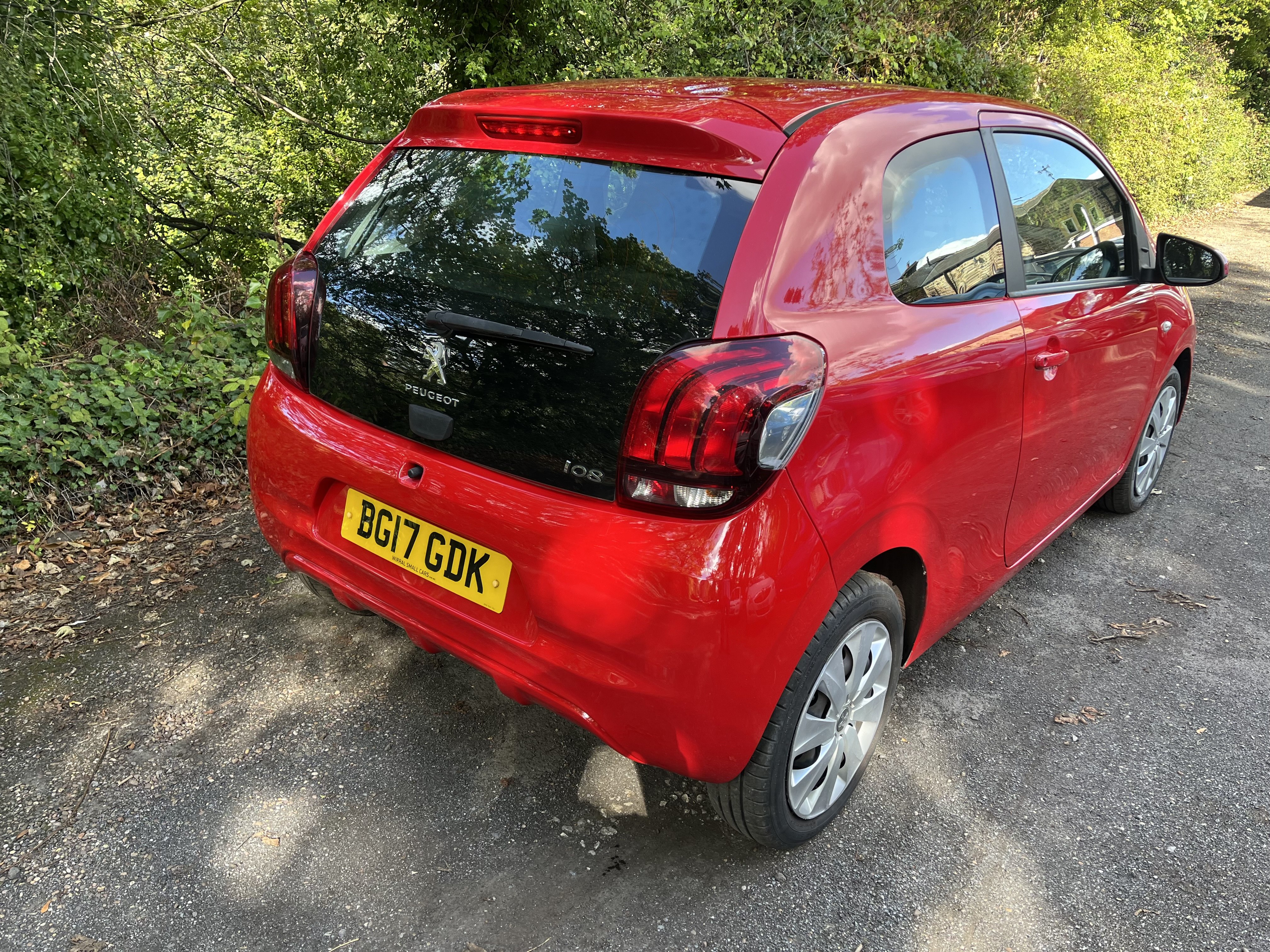 2017 Peugeot 108 Active thumbnail 2