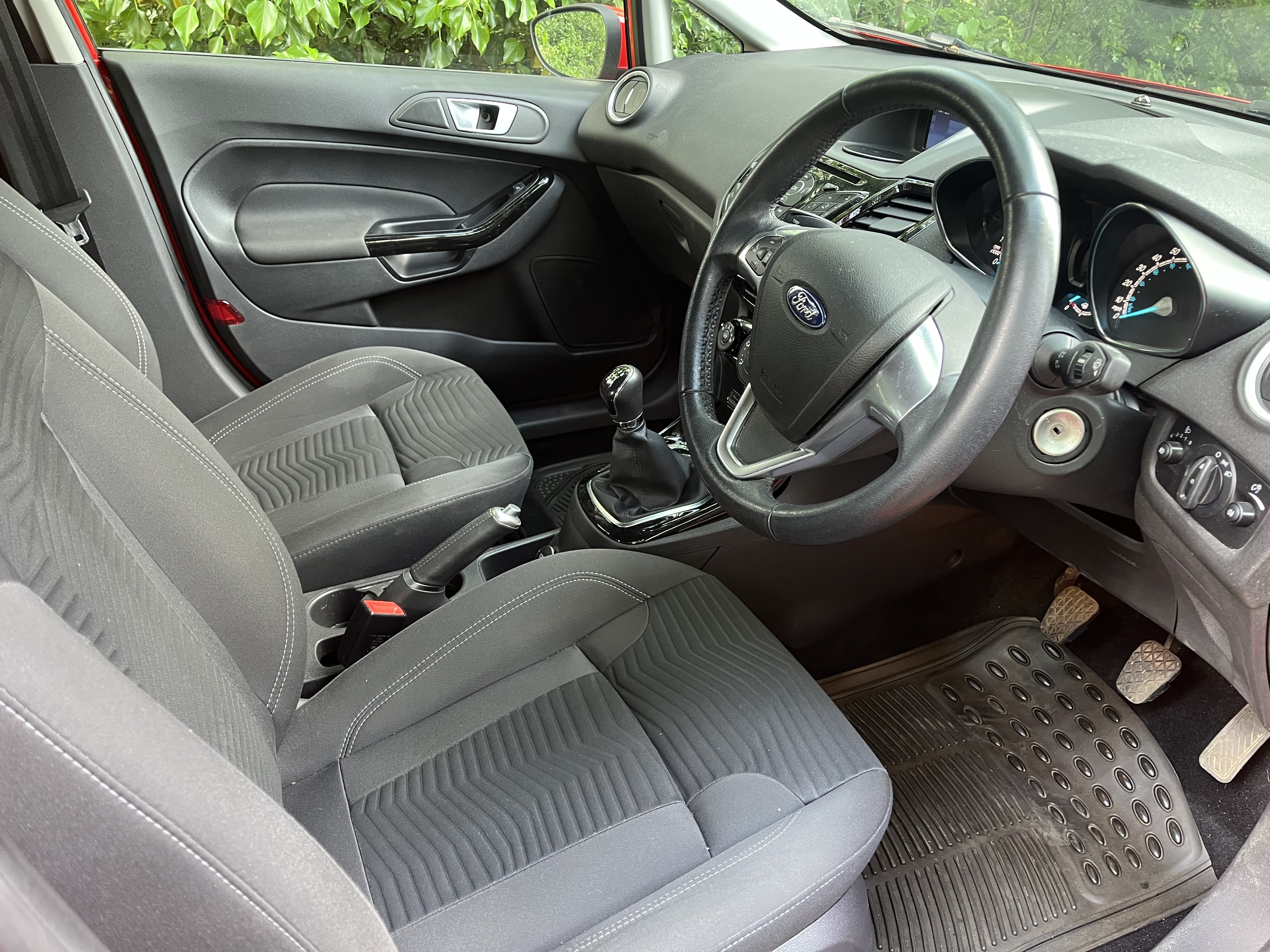 2017 Ford Fiesta Zetec thumbnail 4