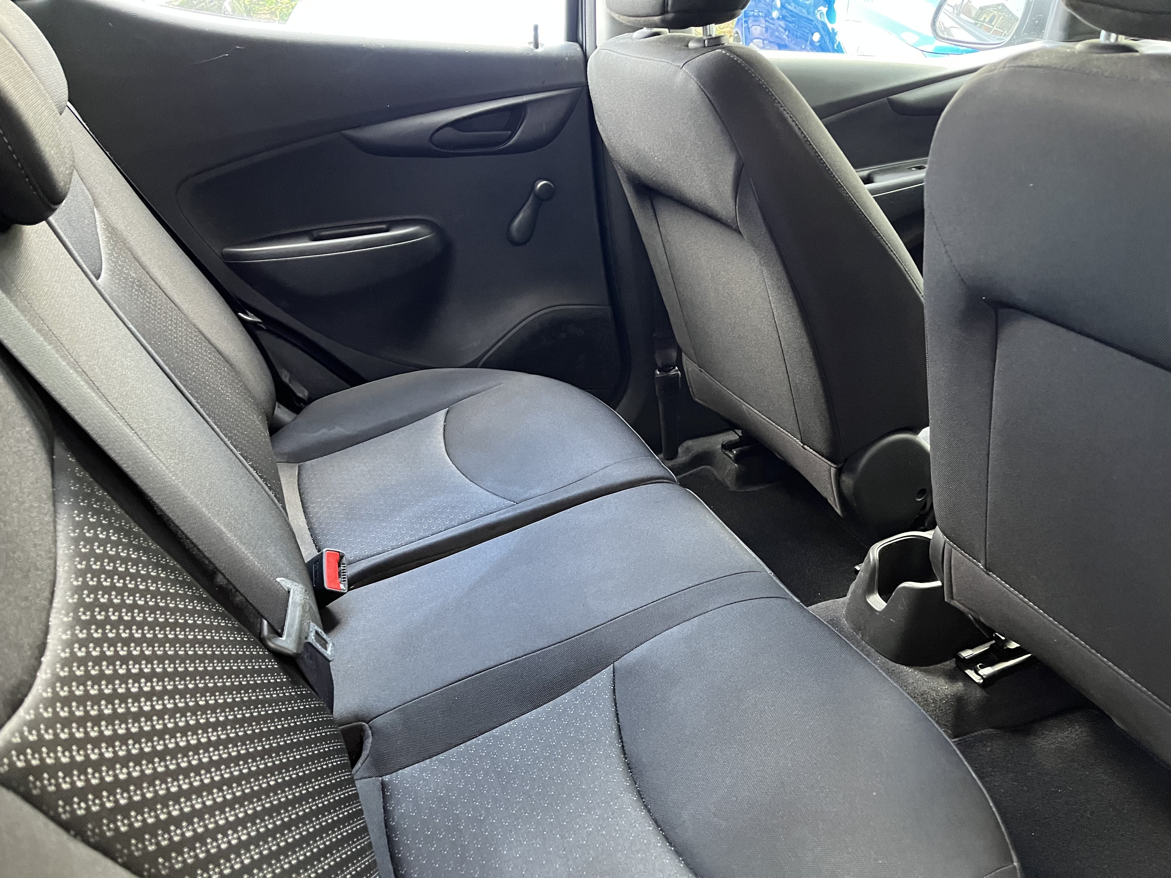 2018 Vauxhall Viva Se Ac thumbnail 4