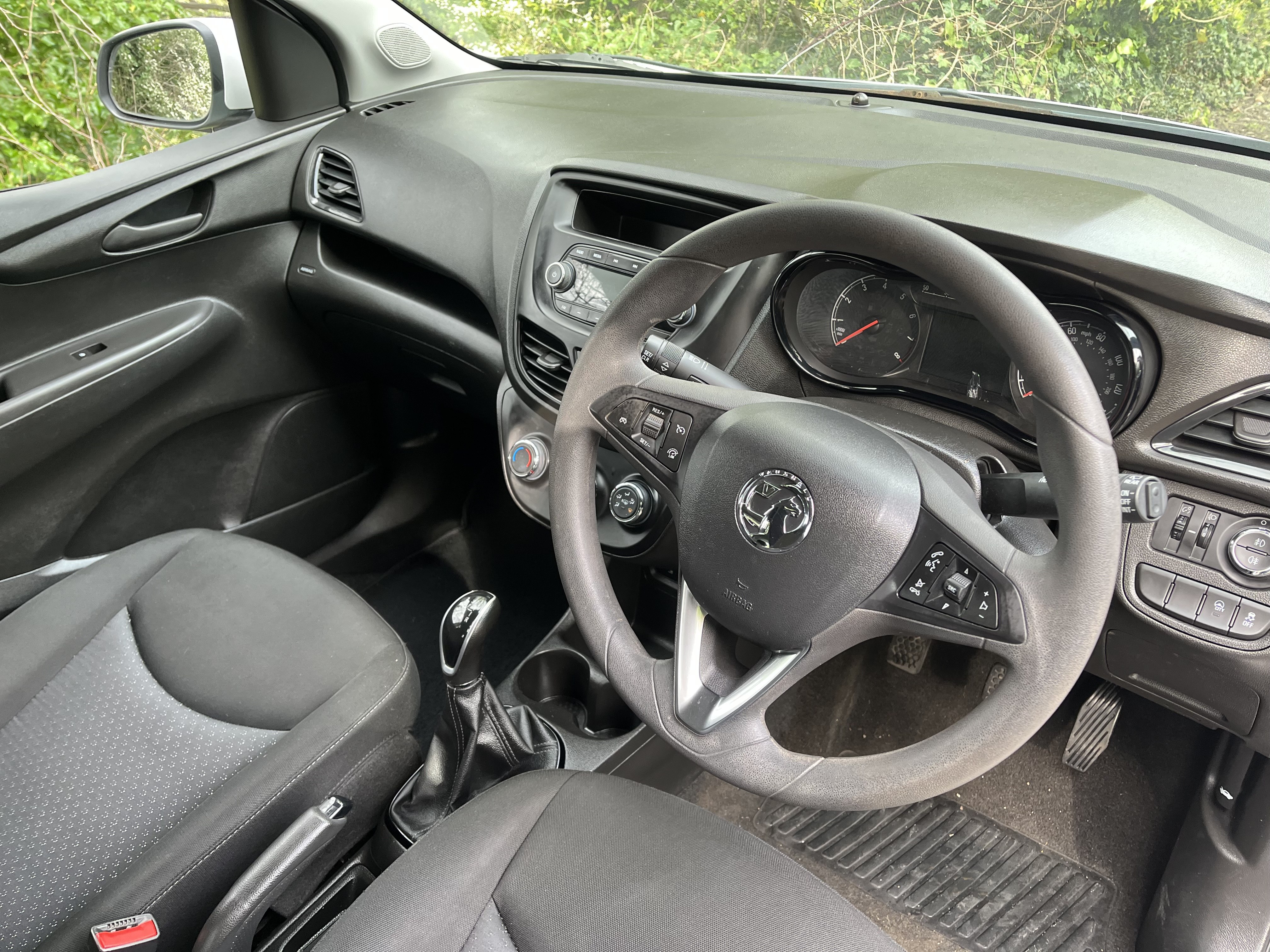 2018 Vauxhall Viva 1.0 thumbnail 3