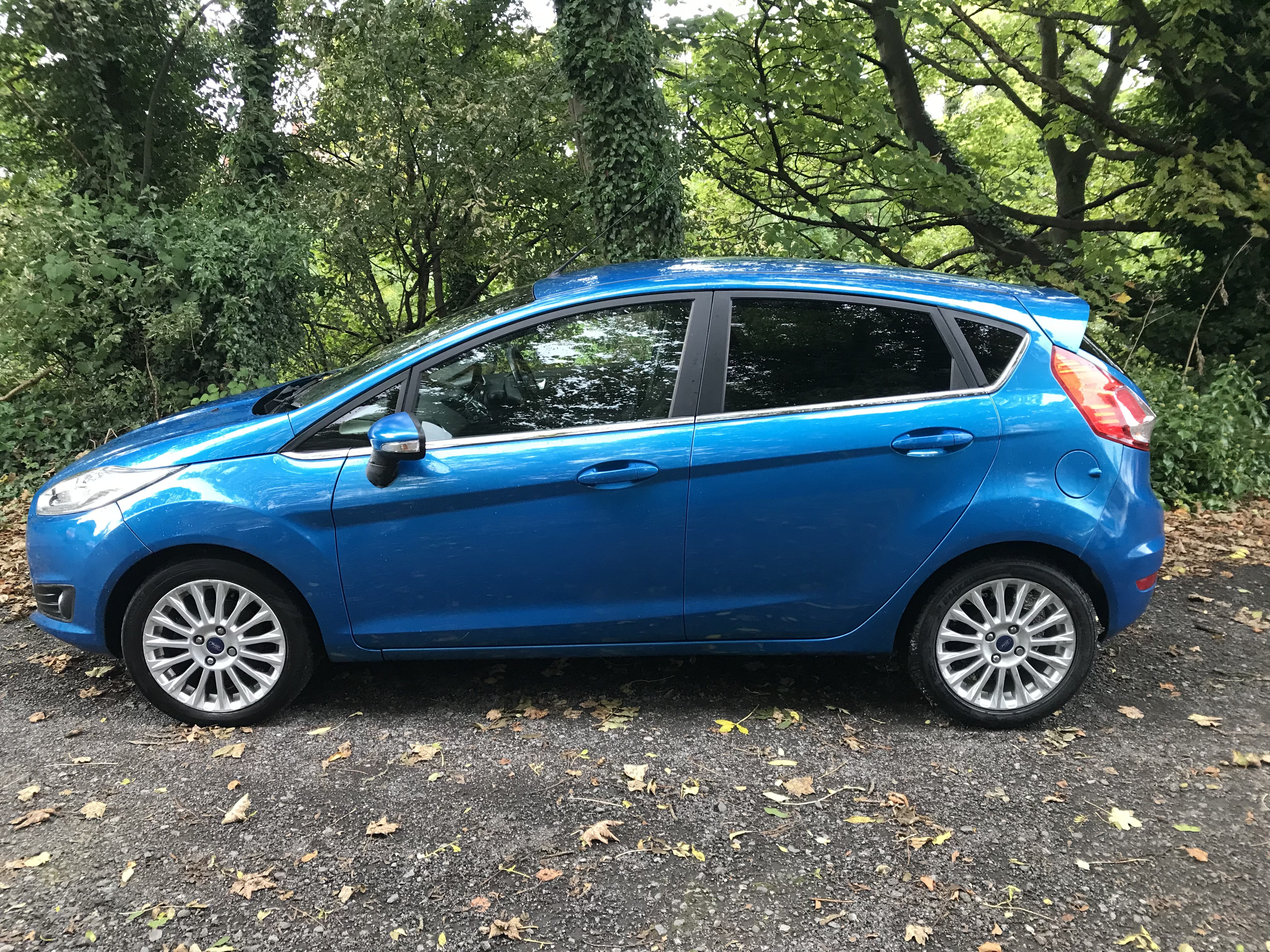 2013 Ford Fiesta Titanium thumbnail 5