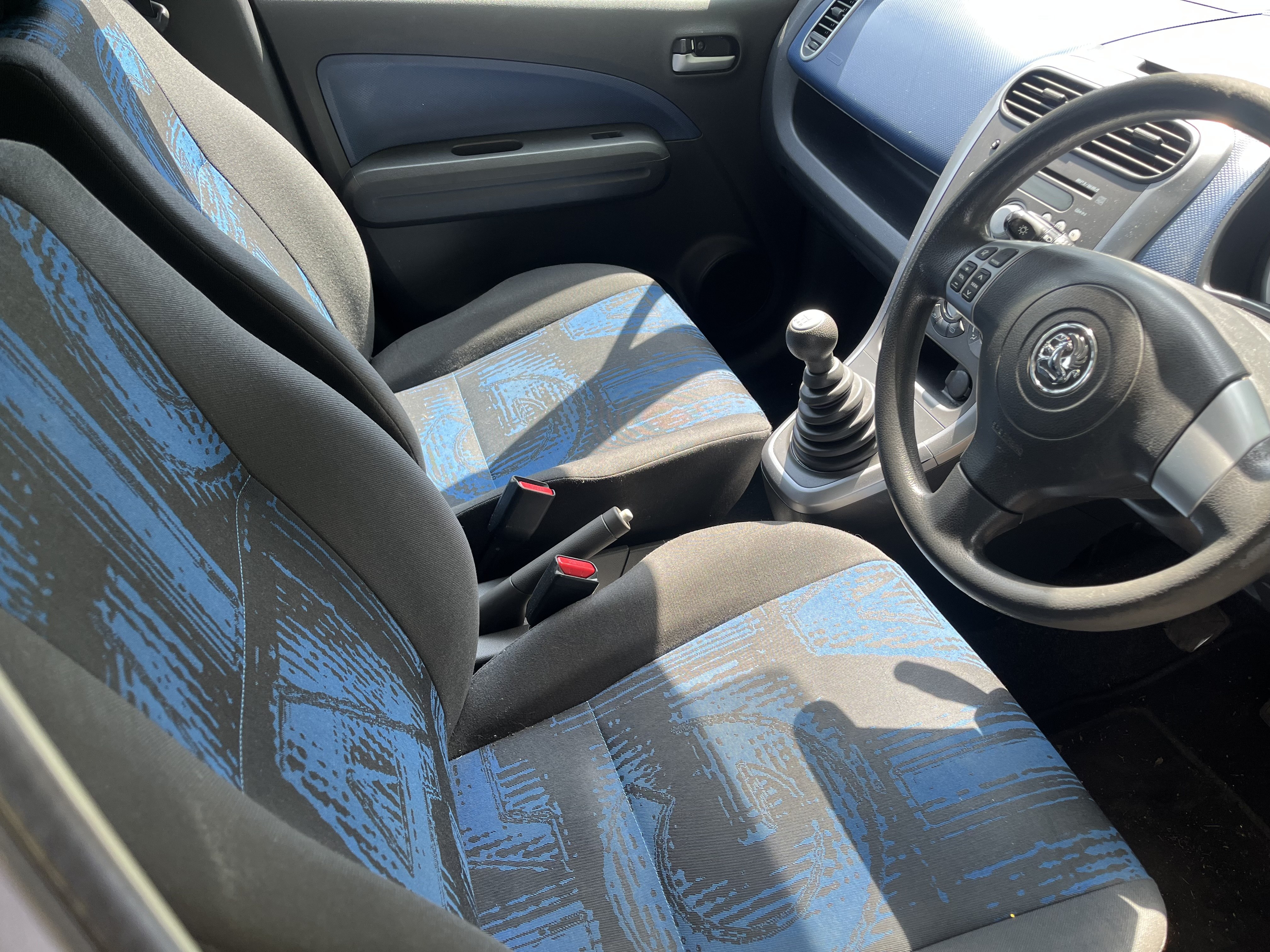 2010 Vauxhall Agila thumbnail 2