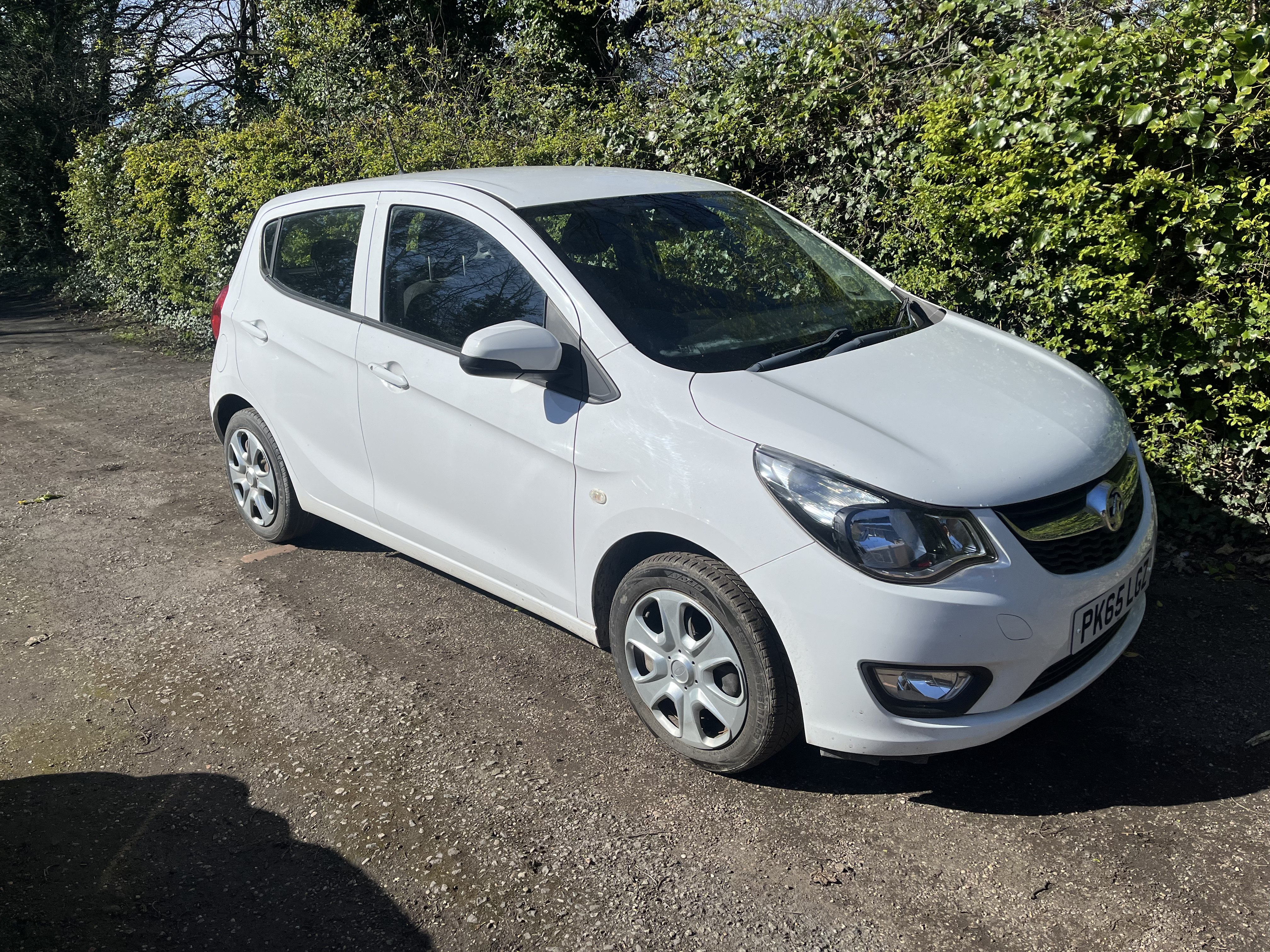 2015 Vauxhall Viva 1.0 thumbnail 2