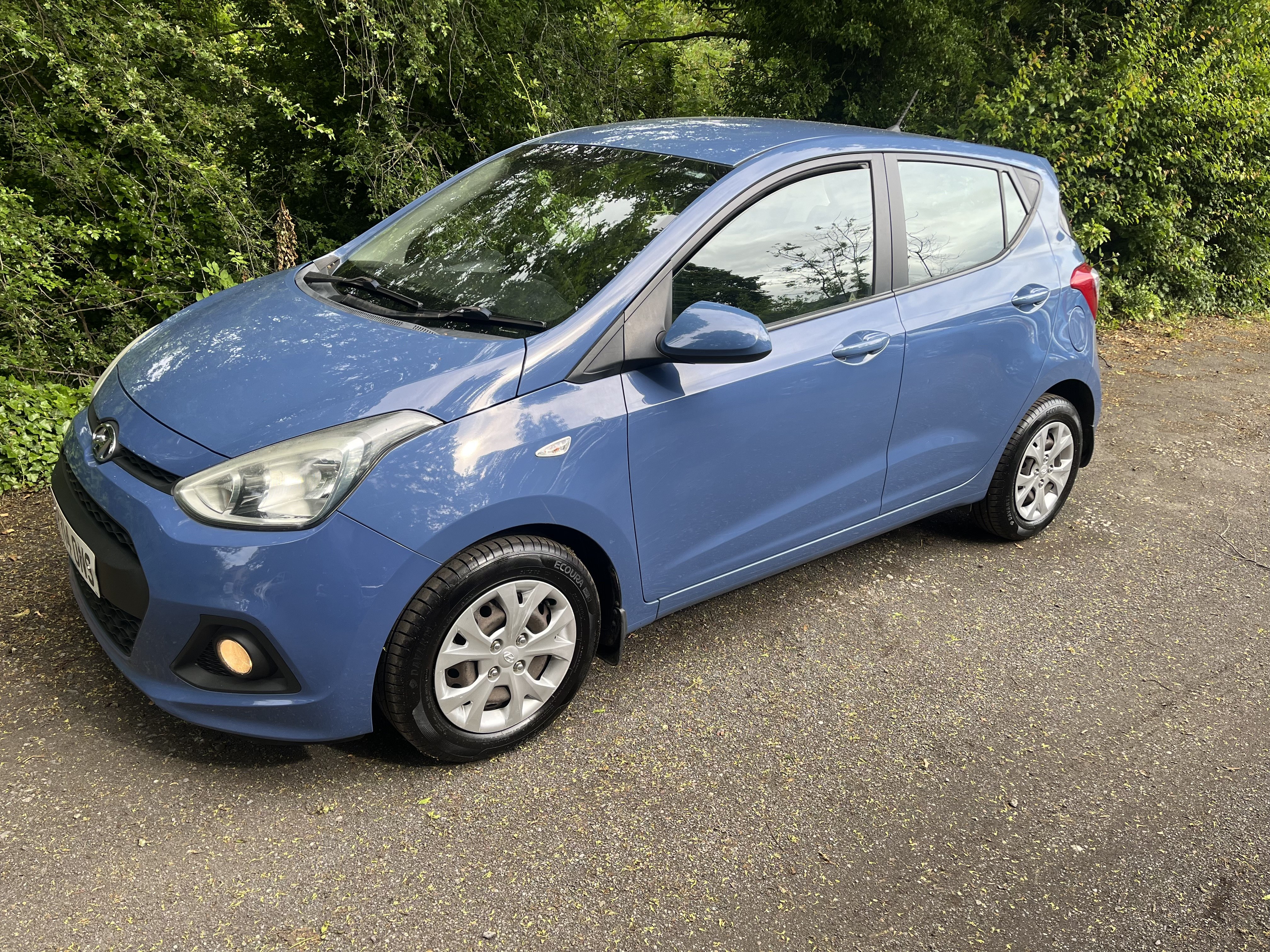 2014 Hyundai i10 1.2 exterior view
