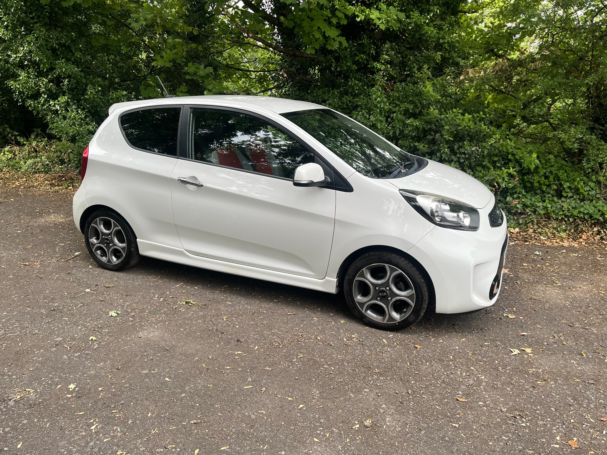 2016 Kia Picanto SR7 thumbnail 2