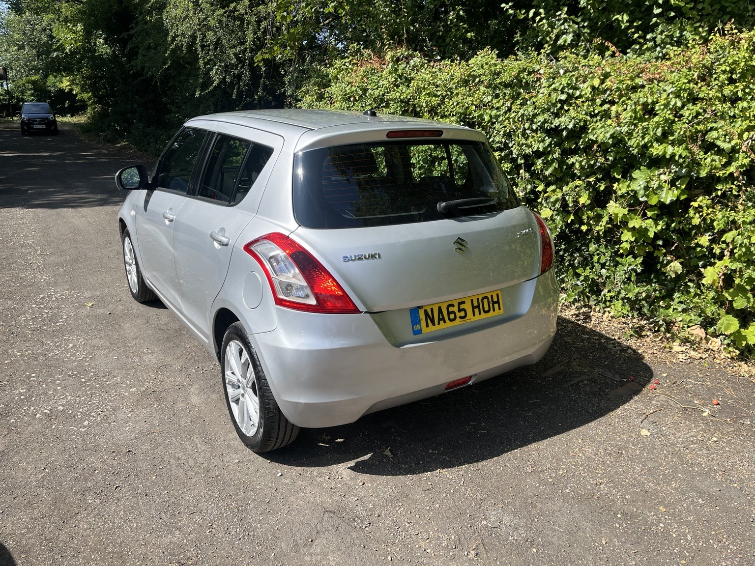 2015 Suzuki Swift 1.2 thumbnail 5