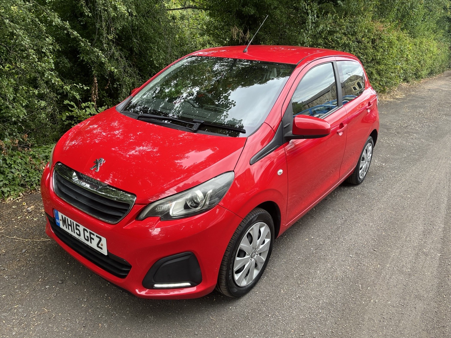2015 Peugeot 108 thumbnail 2