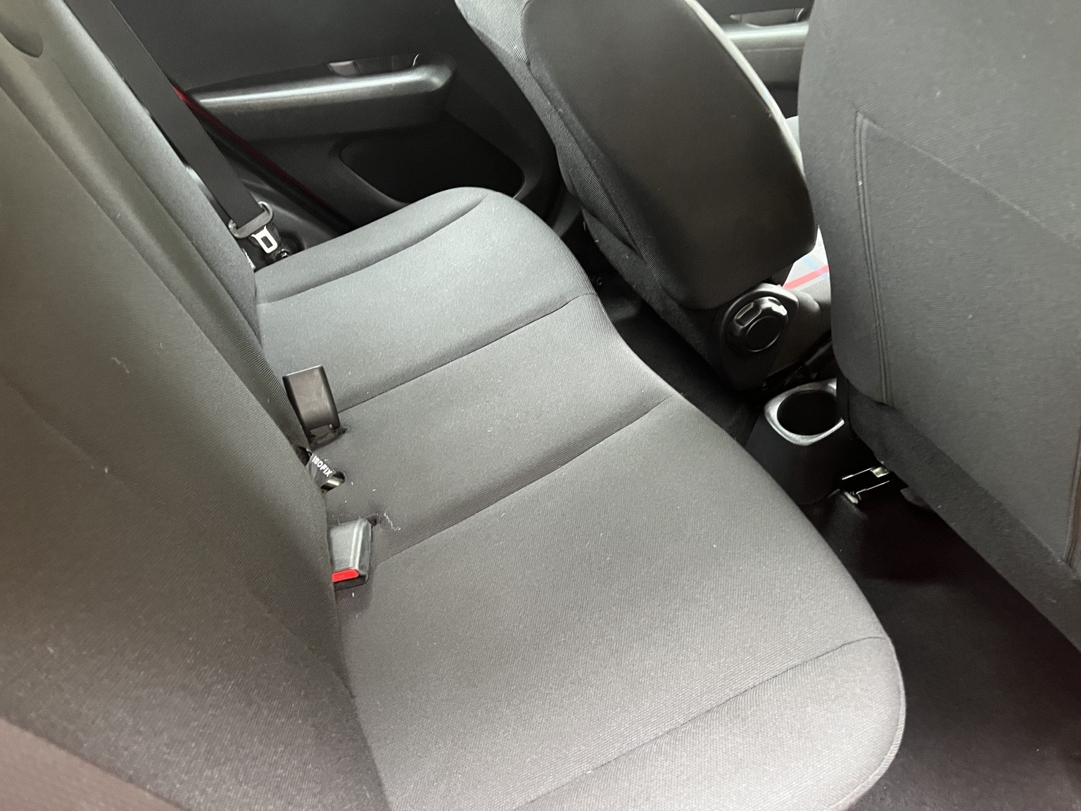2015 Peugeot 108 thumbnail 3