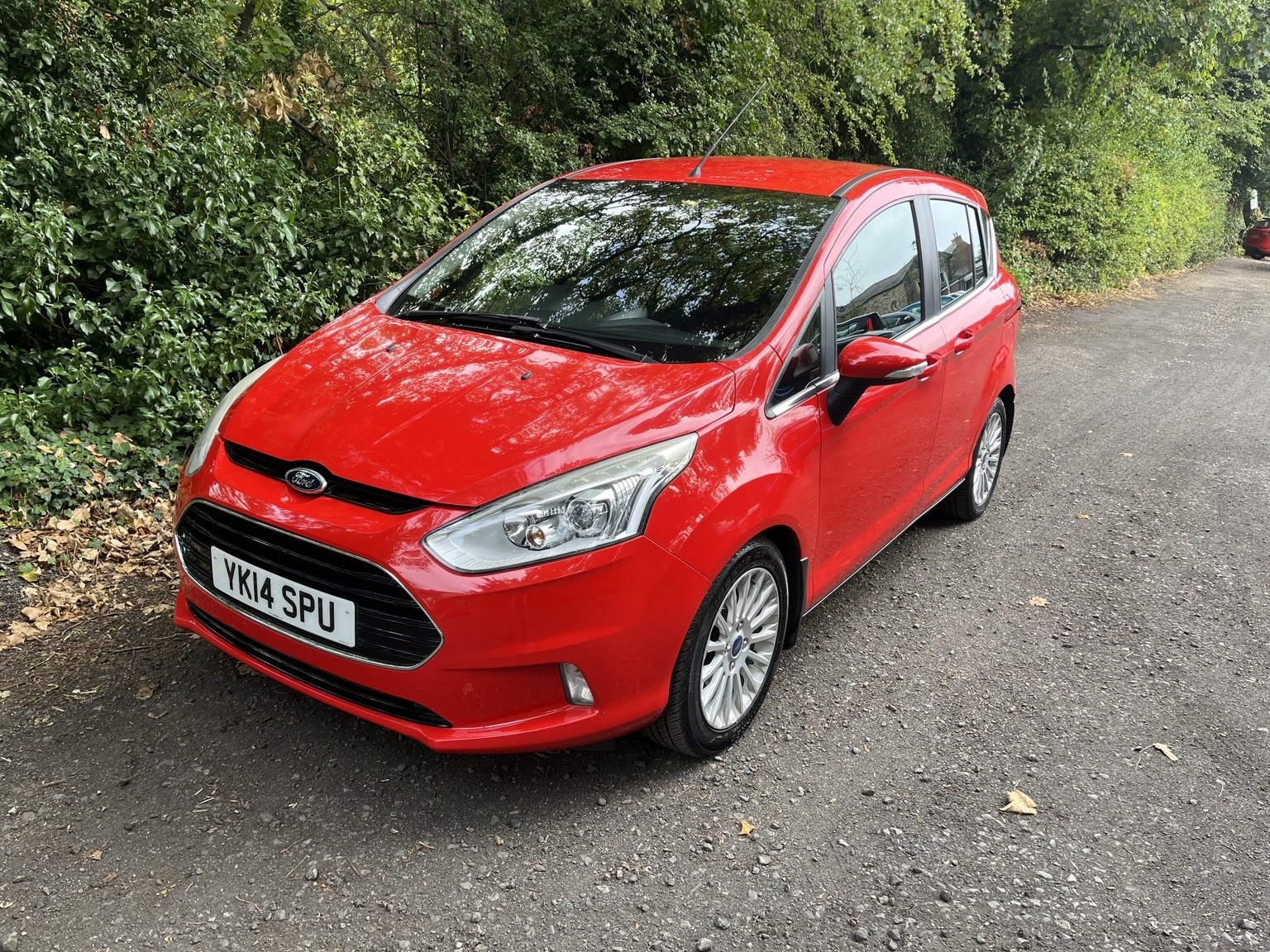 2014 Ford B-MAX 1.6 TDCi Titanium 5 Door * thumbnail 8