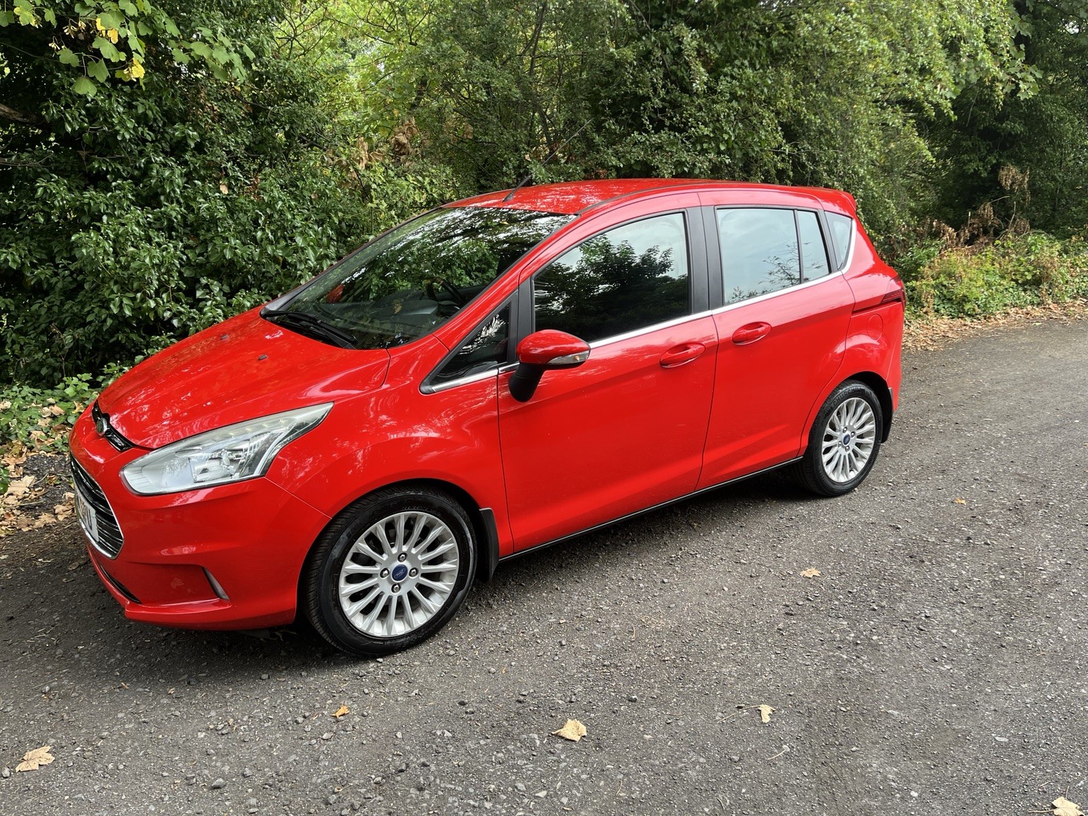2014 Ford B-MAX 1.6 TDCi Titanium 5 Door * thumbnail 7