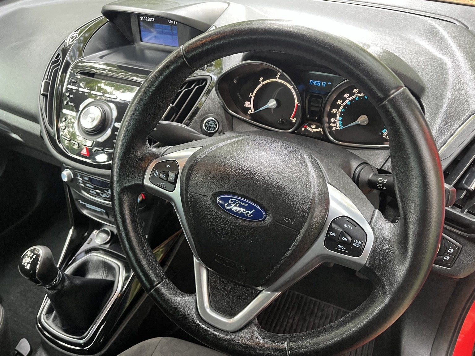 2014 Ford B-MAX 1.6 TDCi Titanium 5 Door * thumbnail 2