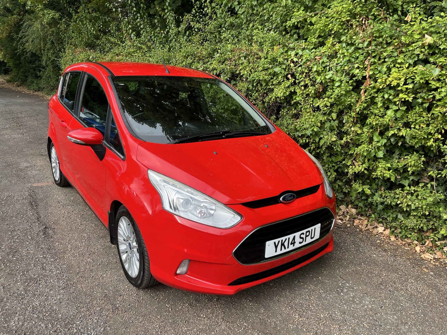 2014 Ford B-MAX 1.6 TDCi Titanium 5 Door * exterior view