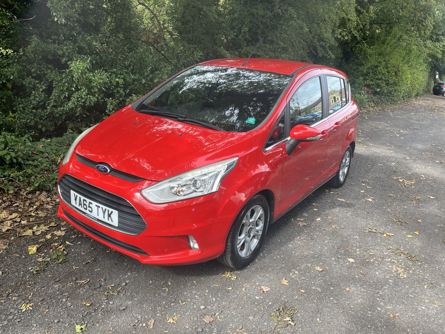 2016 Ford B-MAX 1.4 Zetec 5 Door exterior view