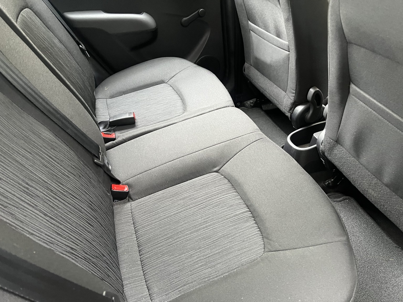 2013 Hyundai i10 1.2 5 Door thumbnail 8